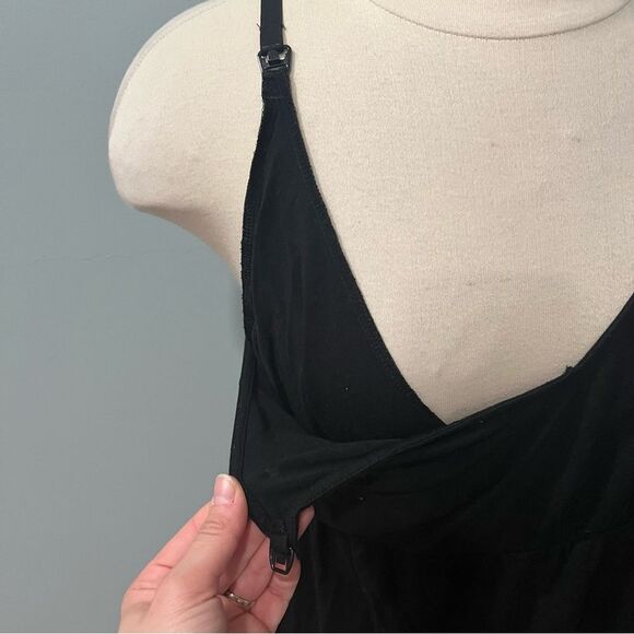 Old Navy Maternity BlackJack Clip Down Nursing Cami Tank Top Size Medium - Picture 4 of 8